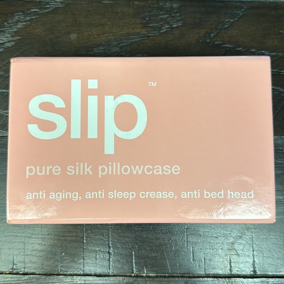 Slip Pure Silk pillowcase in pink - Picture 2 of 6